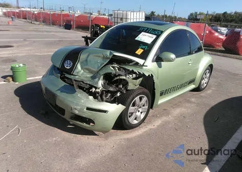 2007 Volkswagen New Beetle 2.5 z USA, uszkodzony, nr VIN 3VWRG31C67M511505